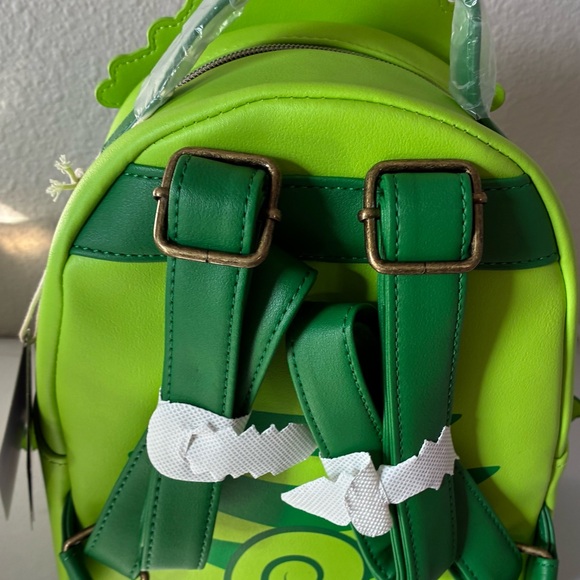 Loungefly Rapunzel frog mini backpack - Picture 4 of 7